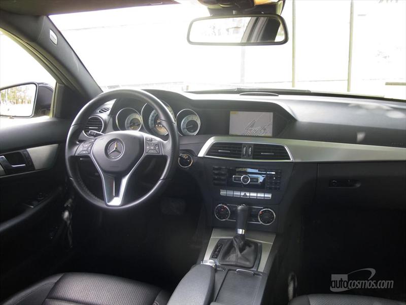 Mercedes-Benz C 250 Coupé a prueba