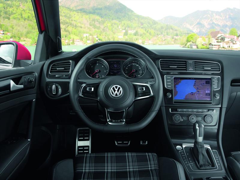 Volkswagen Golf GTI Mk7 - 2012