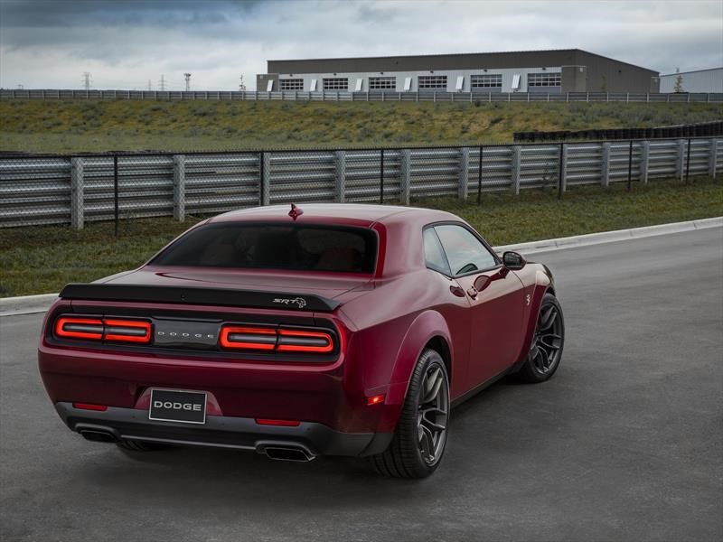 Dodge Challenger SRT Hellcat Widebody 2018