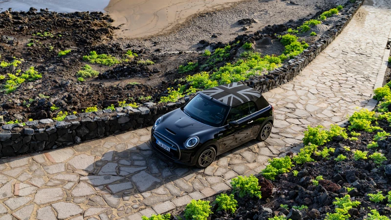 MINI Cooper SE Cabrio