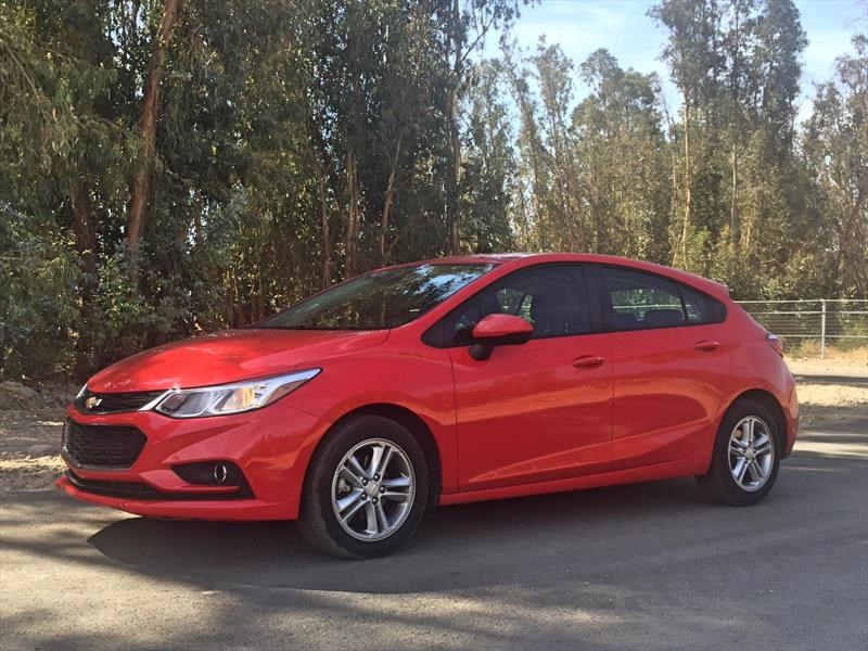 Chevrolet Cruze HB 2017