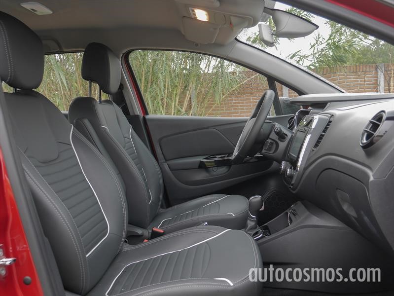 Renault Captur 1.6L Manual vs Automática