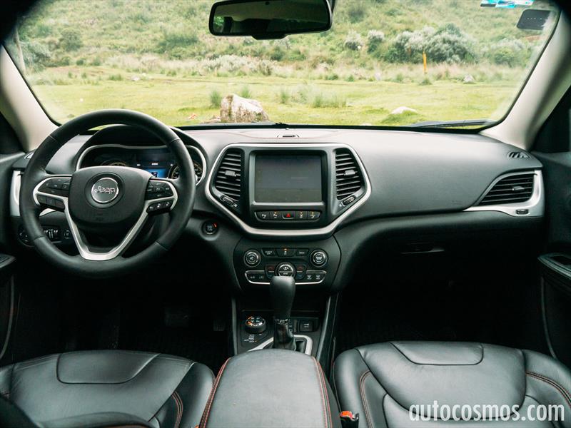 Jeep Cherokee Trailhawk 2015