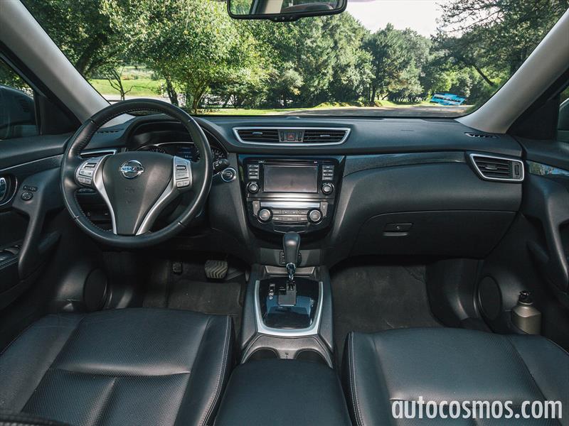 Honda CR-V 2015 vs Nissan X-Trail 2015