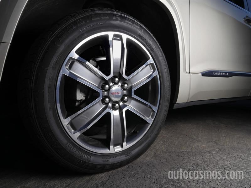 GMC Acadia 2017