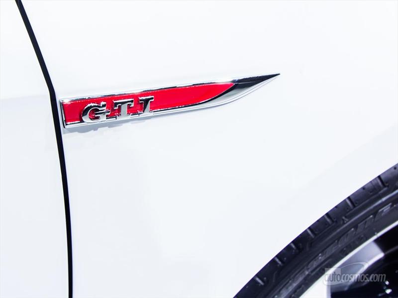 Volkswagen Golf GTi concept en el Salón de París