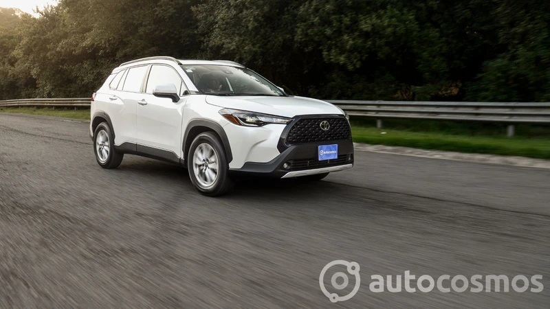 Toyota Corolla Cross 2022 a prueba