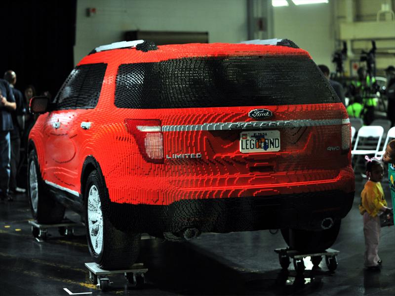 Ford Explorer LEGOLAND Florida Edition