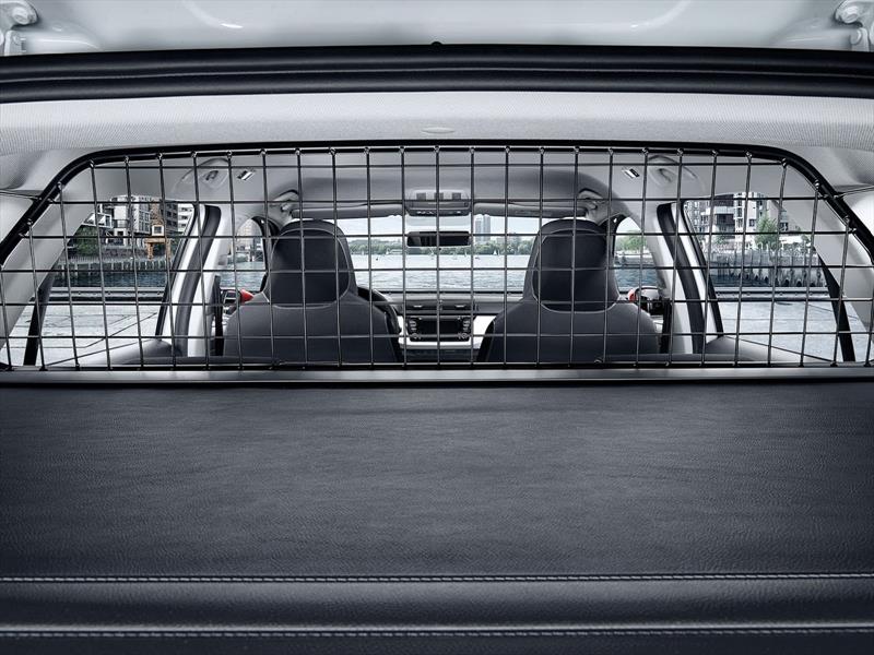 Skoda presenta sus accesorios para mascotas