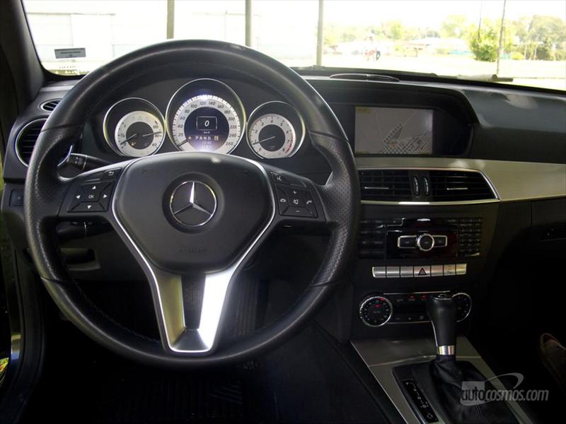 Mercedes-Benz C 250 Coupé a prueba