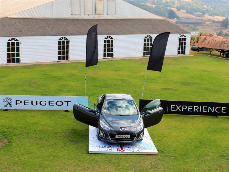Peugeot Chile Lanzamiento gama GPS 2013