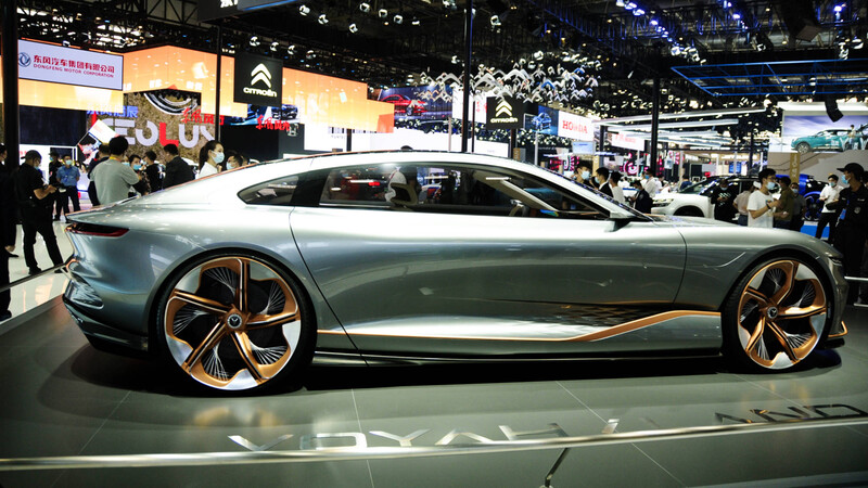 VOYAH i-FREE y i-LAND