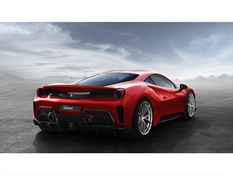 Ferrari 488 Pista 2019