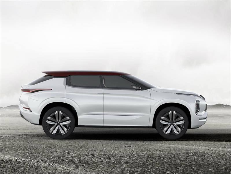 Mitsubishi GT-PHEV Concept