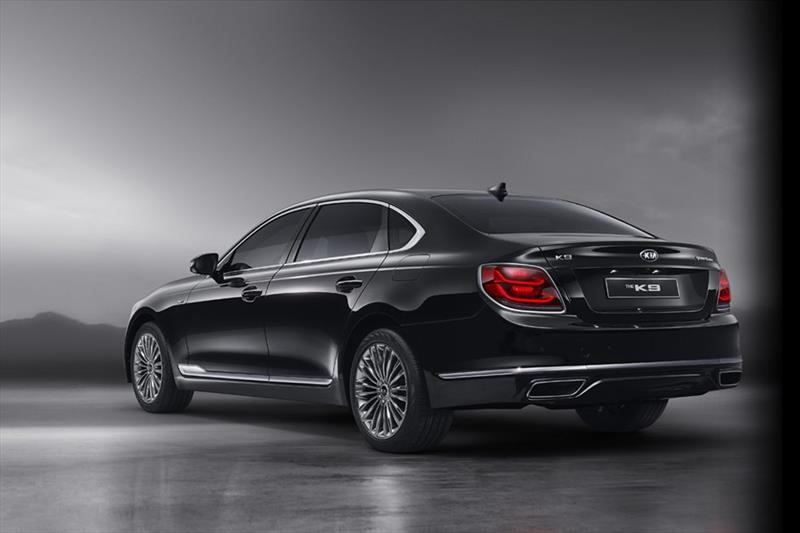 Kia K900 2019