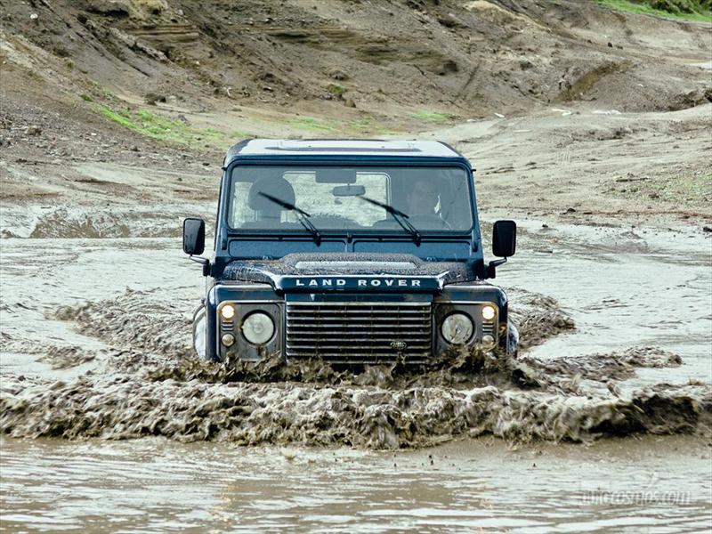 Land Rover Defender SW 90” 2012 a prueba
