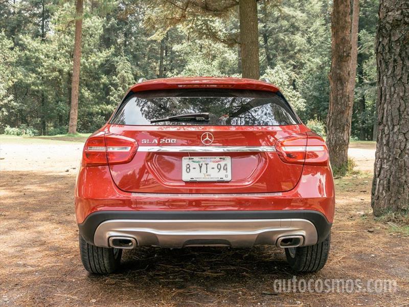 Mercedes-Benz GLA 2015