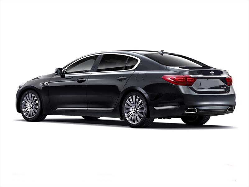 Kia K900, ingresando a la alta gama