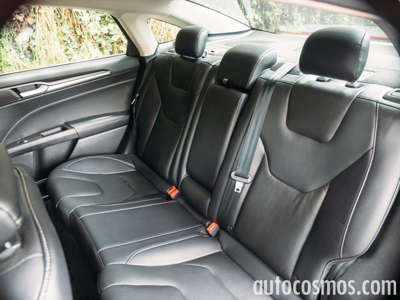Ford Fusion 2017
