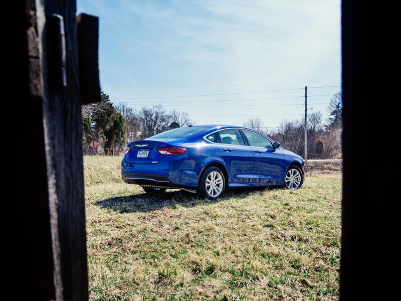 Chrysler 200 2015