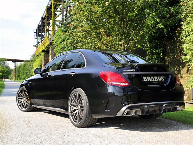 Mercedes-AMG C63 S por Brabus