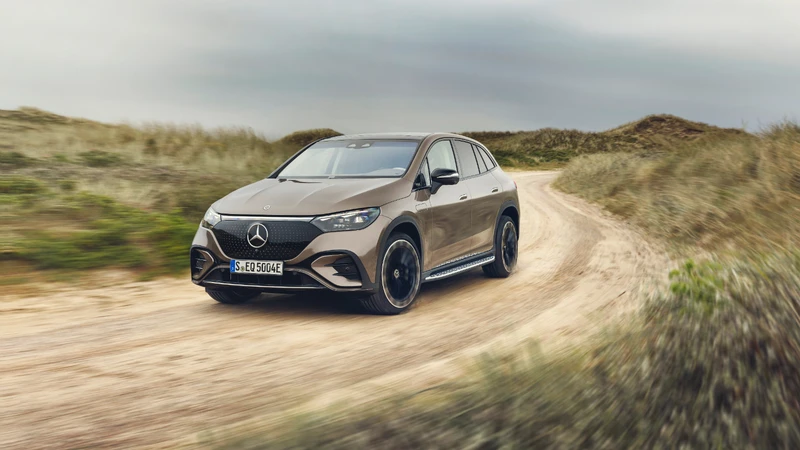 Mercedes-Benz EQE SUV
