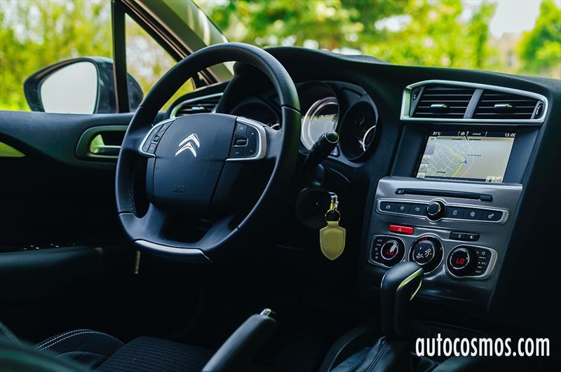 Test Drive: Citroen C4 2017