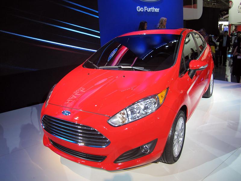 Nuevo Ford Fiesta Sedán en el Salón de San Pablo