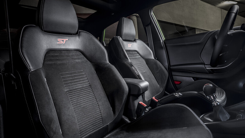 Ford Puma ST 2021