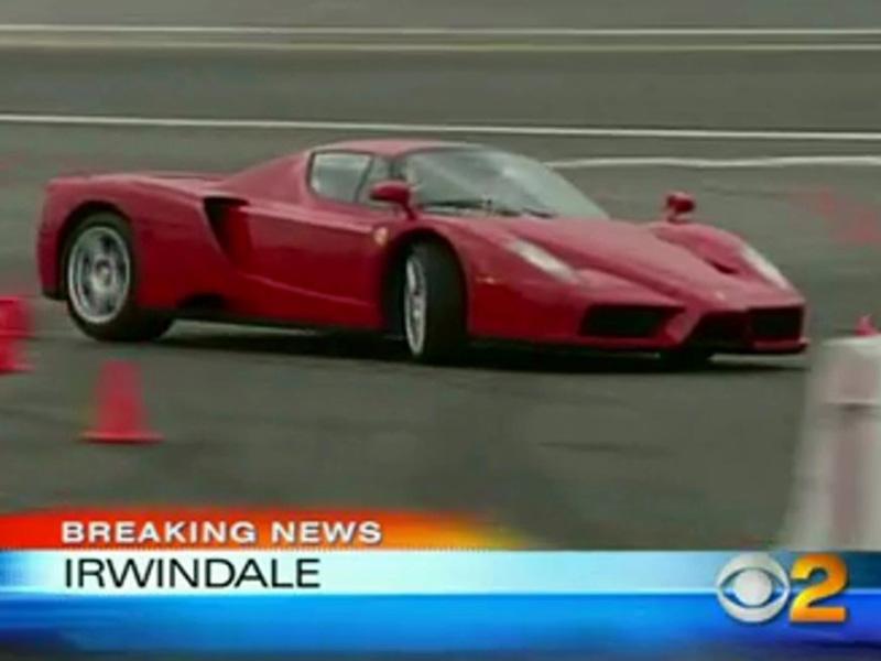 Top 10: Entrenando impacta un Ferrari Enzo