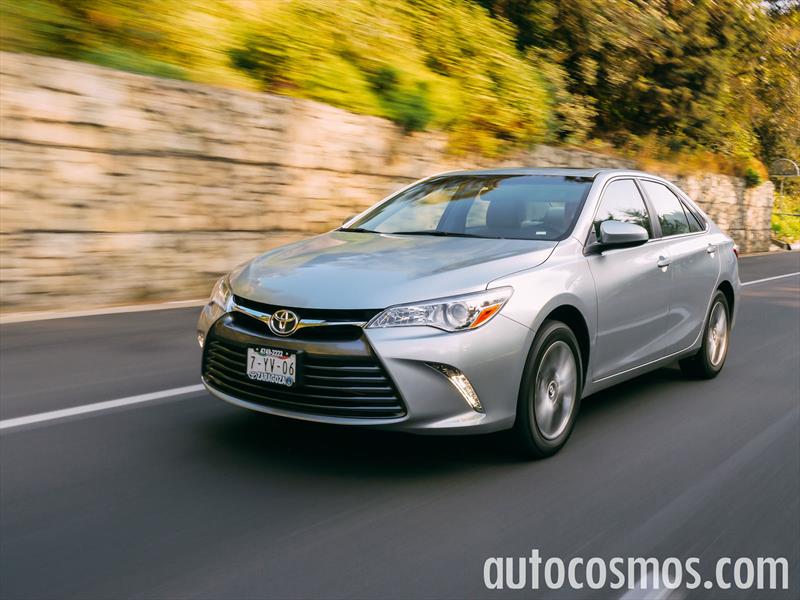 Toyota Camry 2015