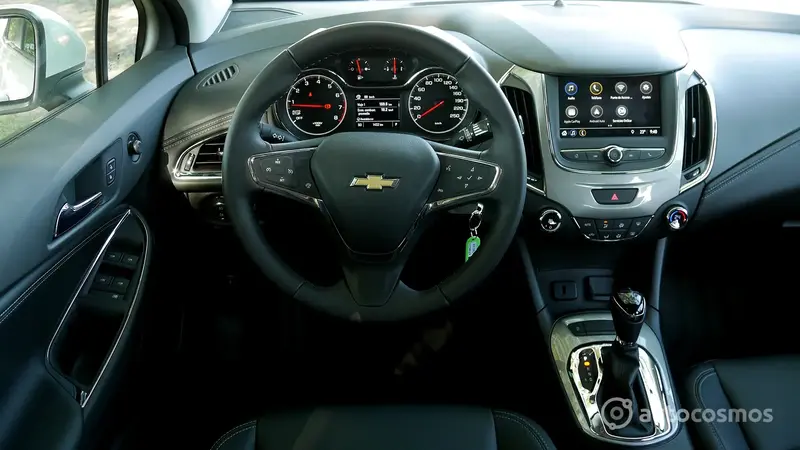 Prueba de Manejo Chevrolet Cruze LT AT6 2022