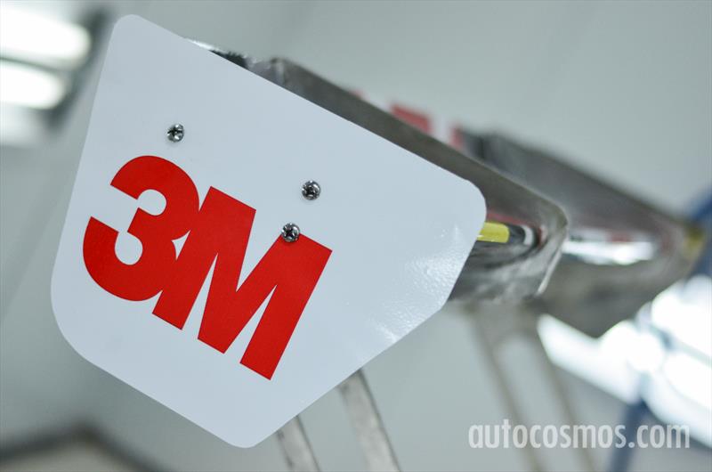 3M se pega al Top Race