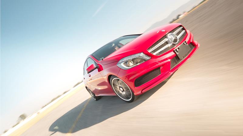 Super Prueba Mercedes-Benz A250 CGI Sport 2013