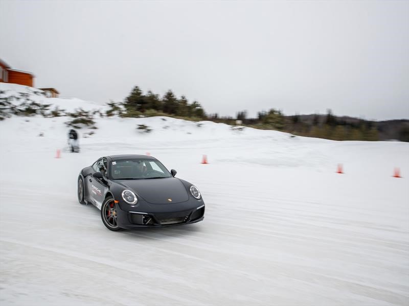 Porsche Experience Camp4 Canada