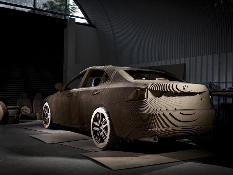 Lexus IS Origami, un auto hecho de cartón