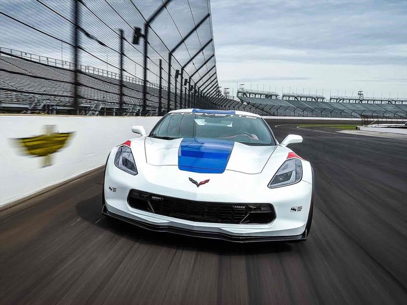 Chevrolet Corvette Grand Sport Indy 500 Pace Car