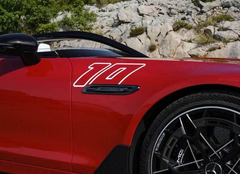 Mercedes-AMG PureSpeed