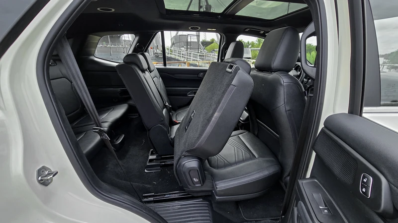 Test Drive Ford Everest Titanium