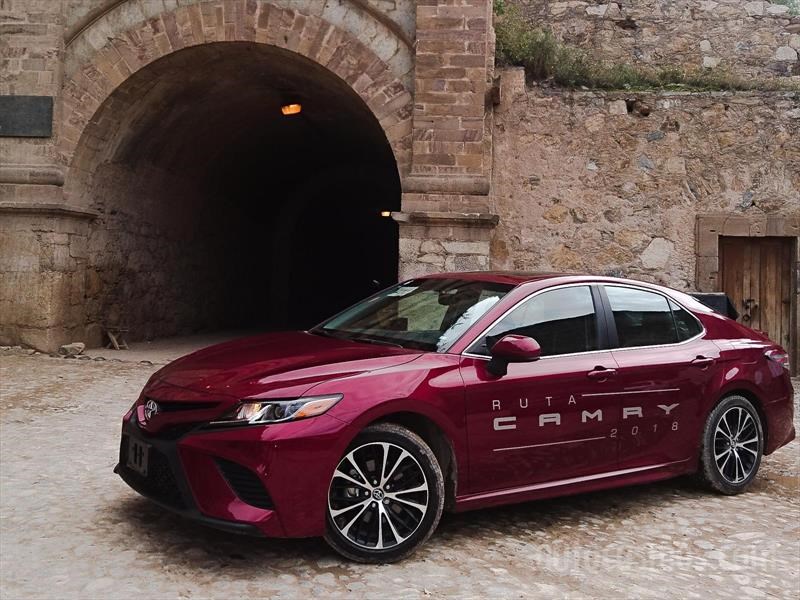 Toyota Camry 2018