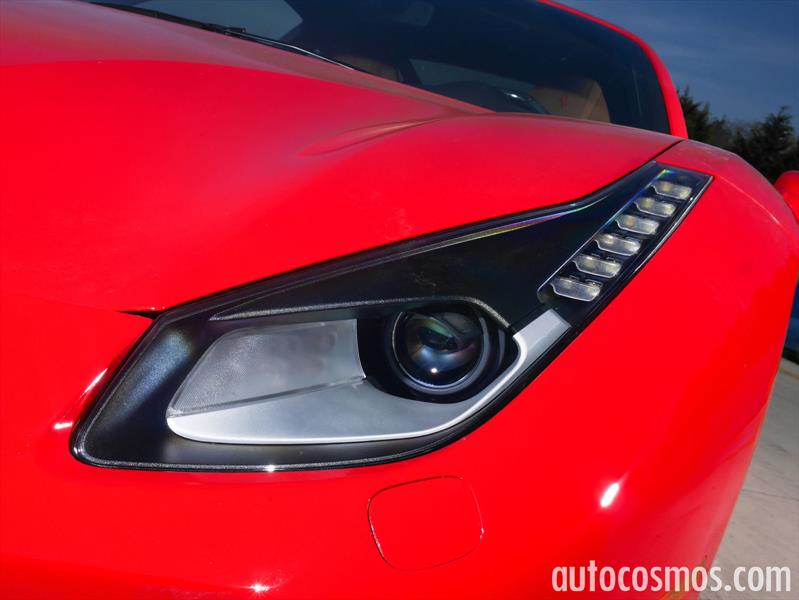 Ferrari 488 GTB 2016