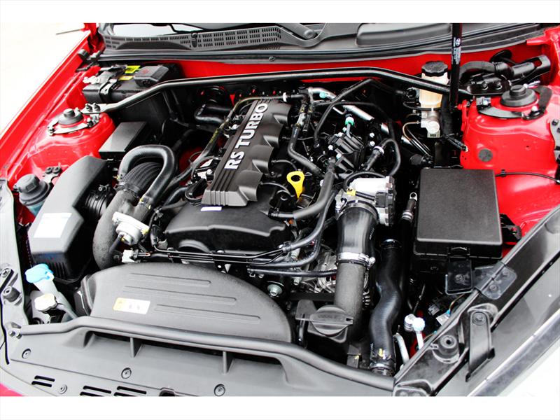 Hyundai Genesis Coupé 2012