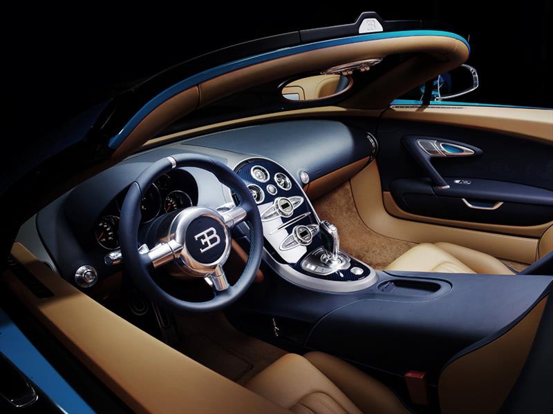 Bugatti Veyron tributo a Meo Costantini
