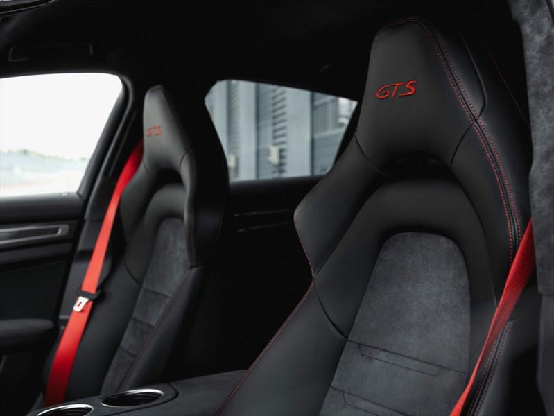 Porsche Panamera GTS 2019
