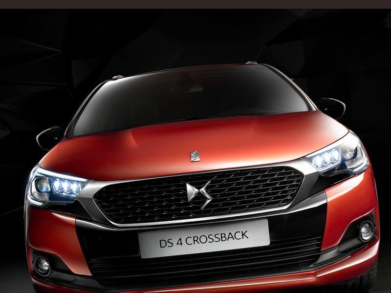 DS 4 y DS 4 Crossback en Frankfurt 2015