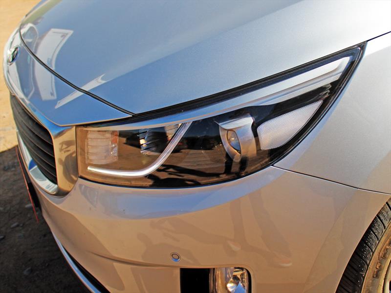 Nuevo Kia Grand Carnival 2015 Lanzamiento en Chile