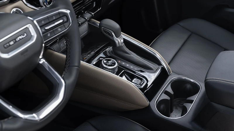 GMC Canyon Denali 2023