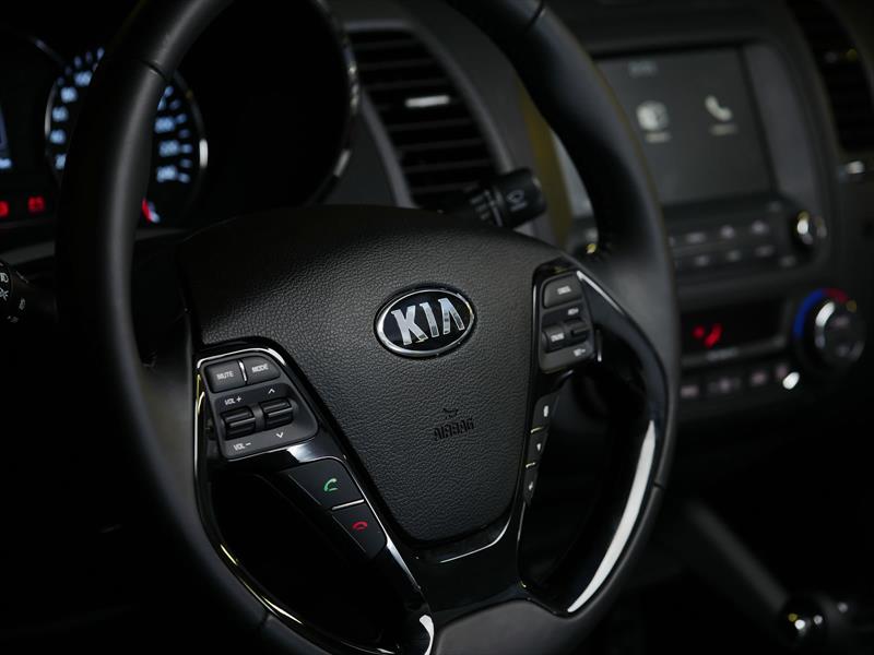 KIA Forte Hatchback 2017