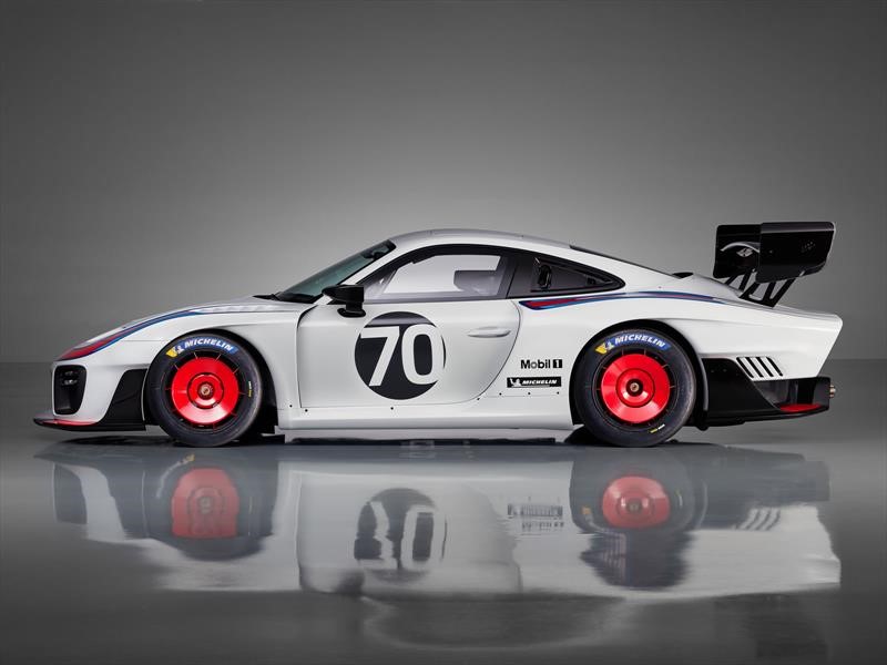 Porsche 935