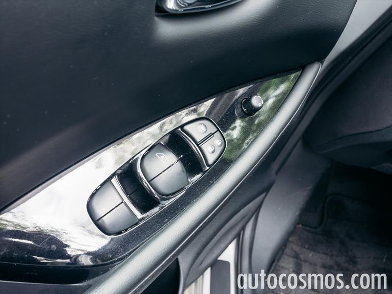 Nissan LEAF 2015